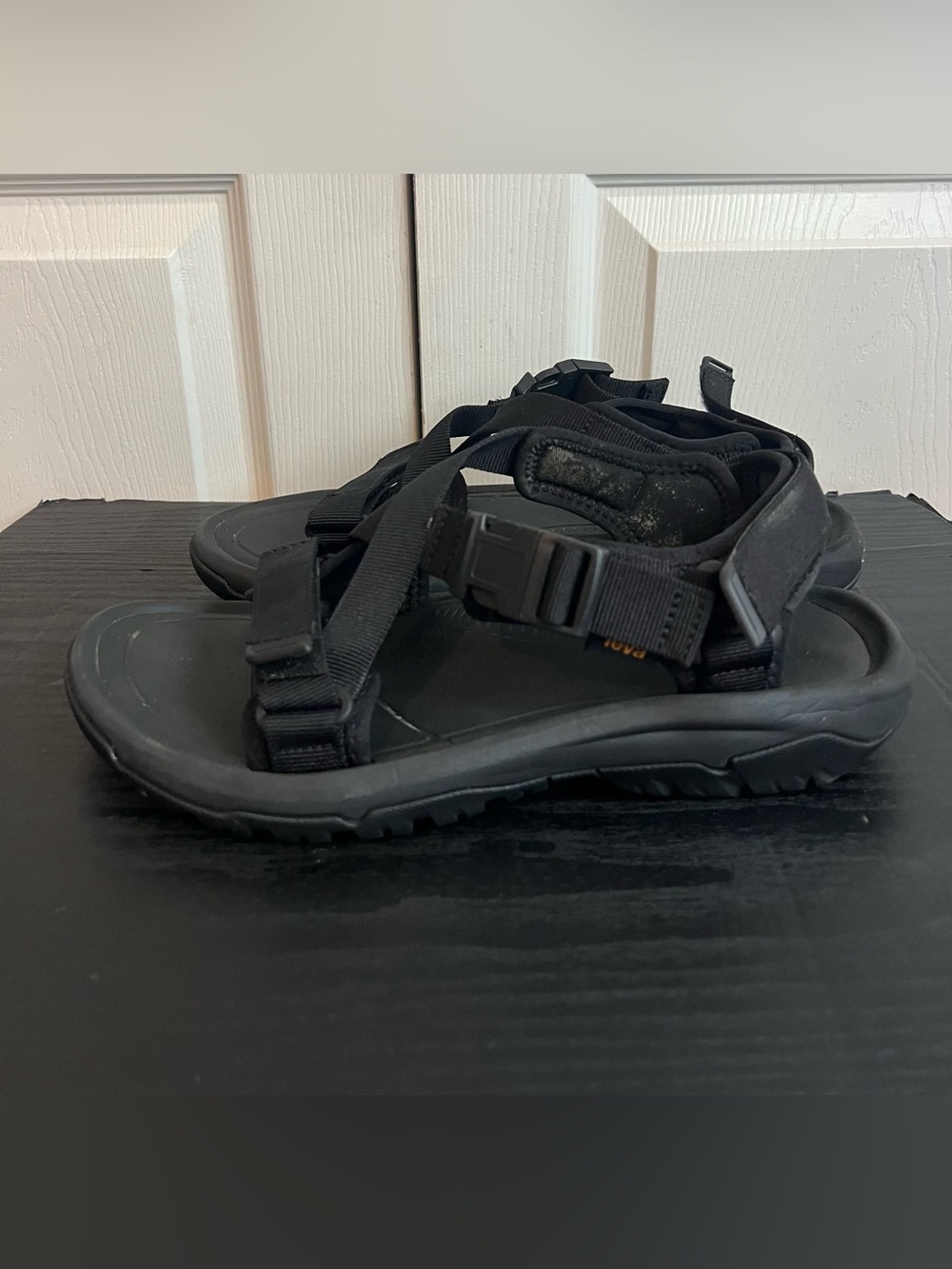 Teva Hurricane Verge Adjustable Black Sport Sandal Shoes Women's US 10